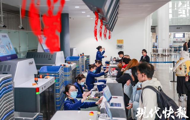 江苏机场计划运送旅客585万人次麻将胡了网址2025春运即将启幕(图2)